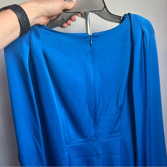 NWT Badgley Mischka Nora Satin V-Neck Long Bell Sleeve Twist Front Mini Dress - Picture 11 of 11